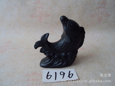 外貿(mào)陶瓷樹(shù)脂工藝品批發(fā) 鯉魚(yú)招財(cái)進(jìn)寶黑變色茶寵(6196)全方位解析
